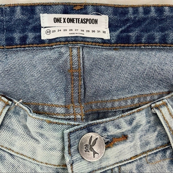 One Teaspoon Lonely Boys Jeans, Rigid, Low Waist Extremely Distressed, Size 0 - Picture 8 of 11